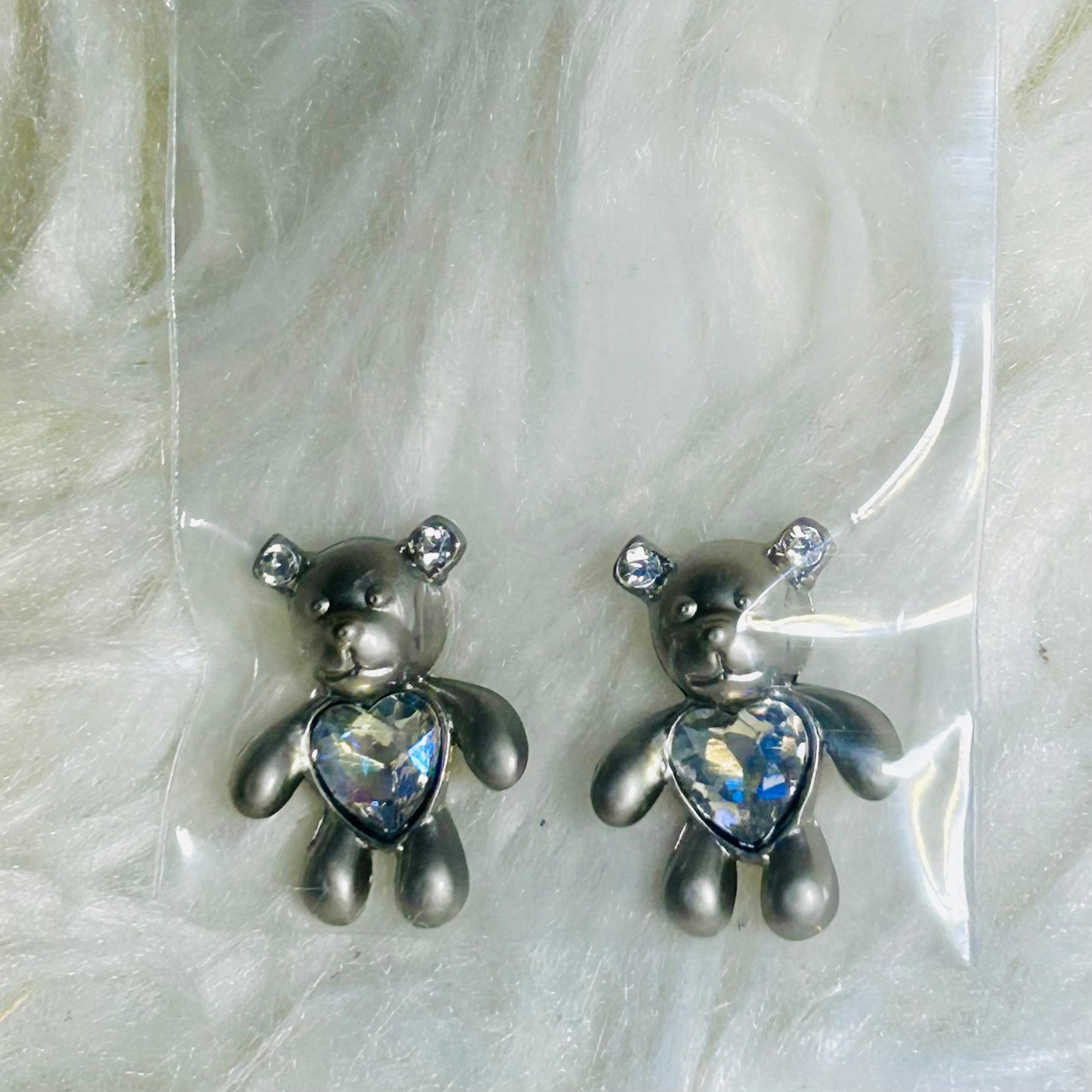 Cute Metal Bear with Heart Crystal For Nails *NEW*