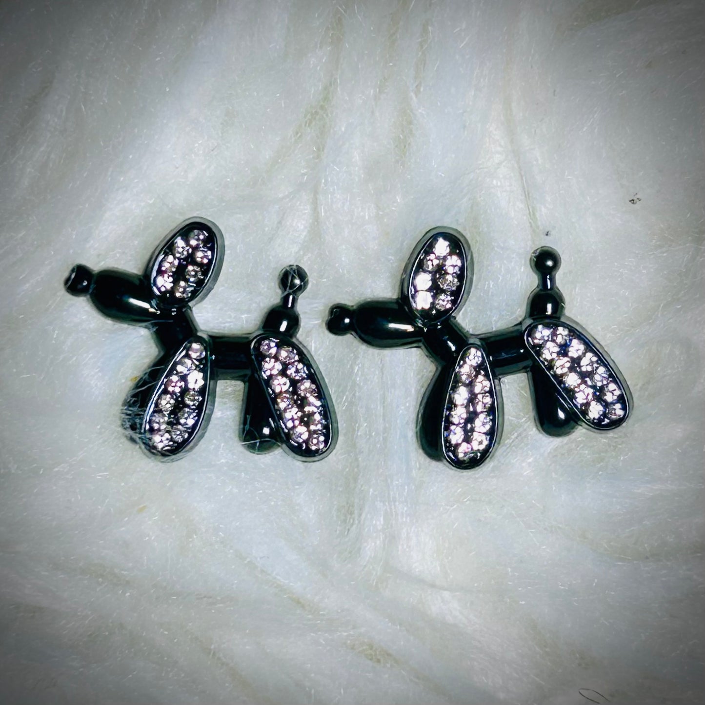 Cute Metal Balloon Dogs With Crystals For Nails *NEW*